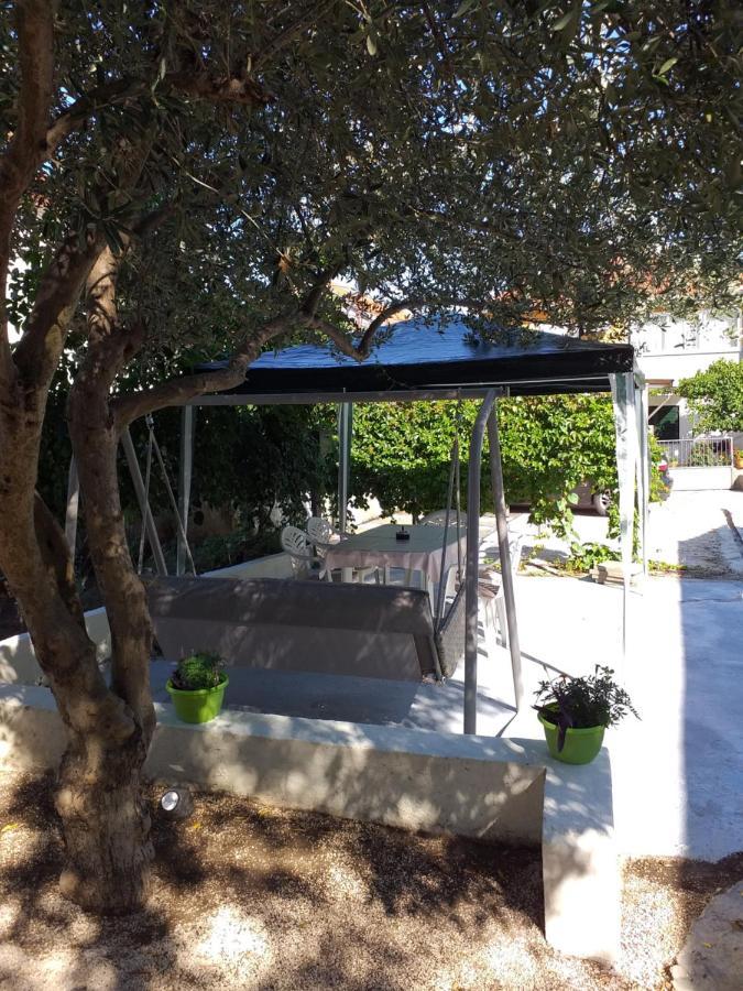 Apartments Jelicic Biograd Na Moru Εξωτερικό φωτογραφία