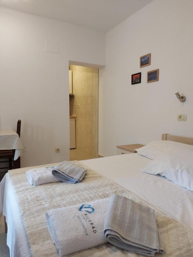 Apartments Jelicic Biograd Na Moru Εξωτερικό φωτογραφία