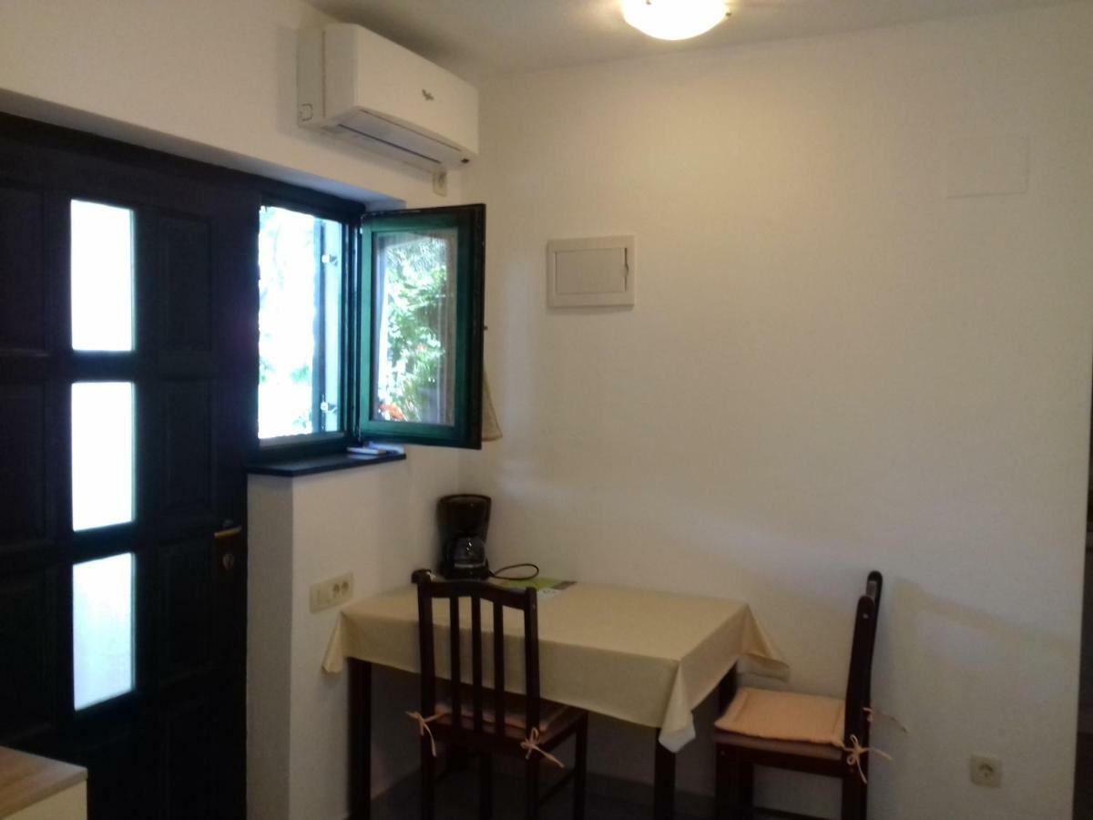 Apartments Jelicic Biograd Na Moru Εξωτερικό φωτογραφία