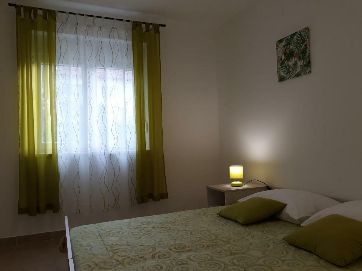 Apartments Jelicic Biograd Na Moru Εξωτερικό φωτογραφία