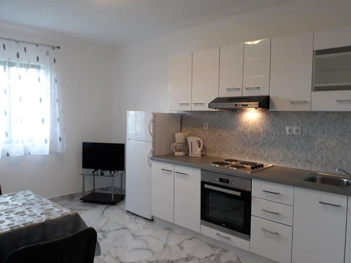 Apartments Jelicic Biograd Na Moru Εξωτερικό φωτογραφία