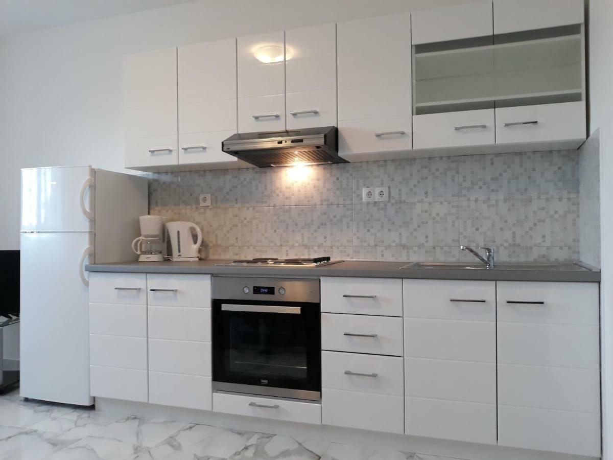 Apartments Jelicic Biograd Na Moru Εξωτερικό φωτογραφία