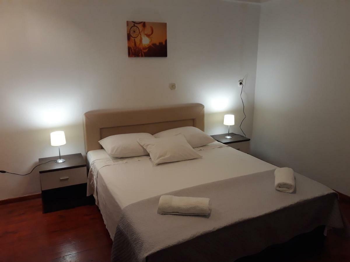 Apartments Jelicic Biograd Na Moru Εξωτερικό φωτογραφία